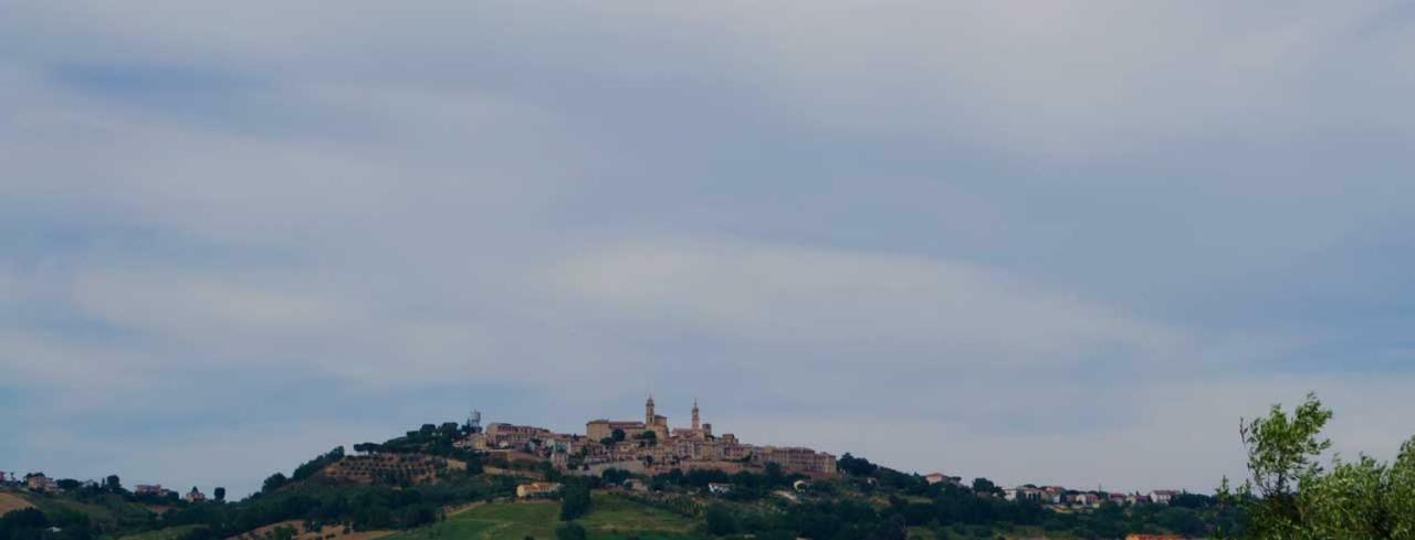 B&B Armonia Montecosaro  Luaran gambar